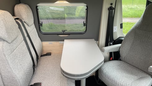 ADRIA Twin 640SLB Supreme AUTOMATIC