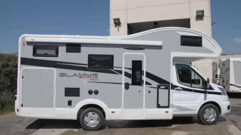 Glamys - 320 Ford – MCLOUIS GLAMYS 226 Ford with automatic transmission