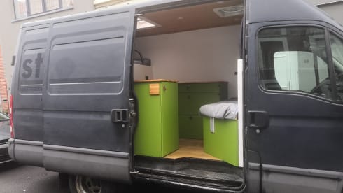 Ivy – Campervan for climbing and outdoor vacation
