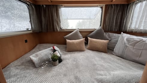 Marta – Family Fiat Carioca 706 6Berth/6Belt Motorhome Hire