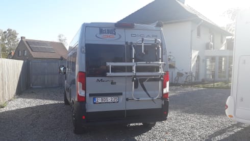 2p McLouis Buscamper Automatic / Towbar