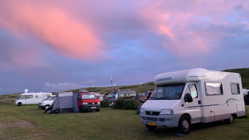 4p Adria Mobil semi-intégrée à partir de 2006