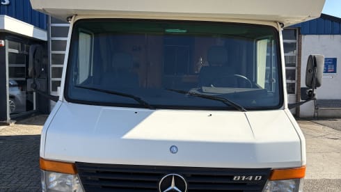 Motorcross / wegmotor  – Mercedes-Benz Alcove a 4 posti del 1987