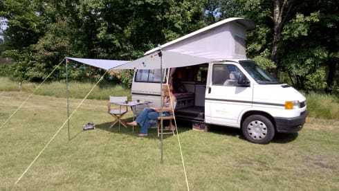 Sneeuwwitje – 4p Volkswagen campervan from 1991