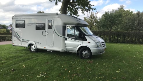 Breeze – Nice handy camper with all conveniences