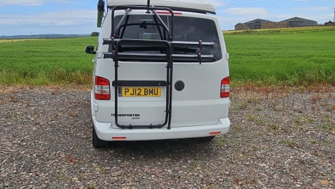 Lizzy the camperess  – 4 berth Volkswagen campervan from 2012