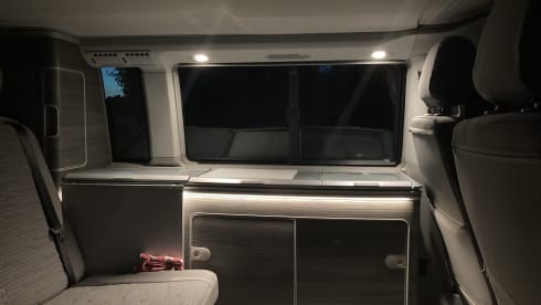 CalOcT6 – 4p Volkswagen campervan from 2018