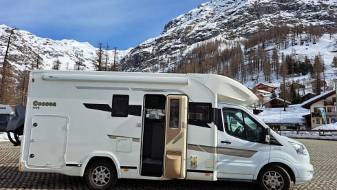 4p Benimar semi-integrated from 2018