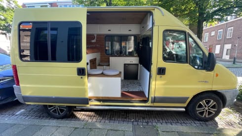 🚌 YellowVan - Citroën Jumper bus
