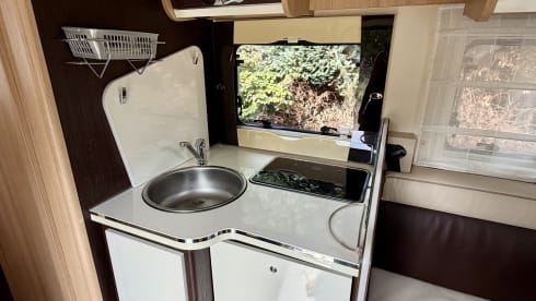 OK camper – 4p McLouis semi-integrated uit 2022