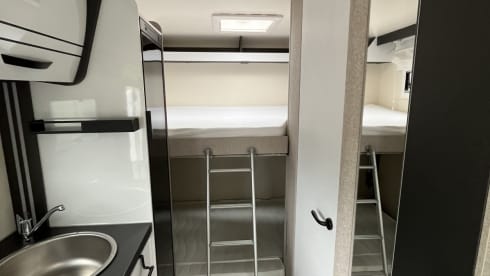 6p Ford alcove uit 2025