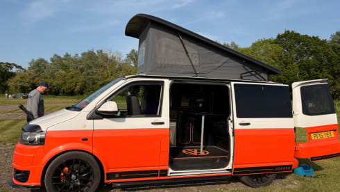 MJ  – Camping-car Volkswagen 4 places de 2015