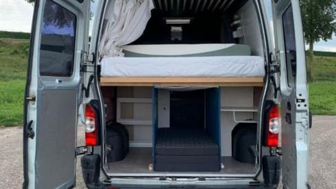 2/3 person Opel Movano camper bus/bus camper