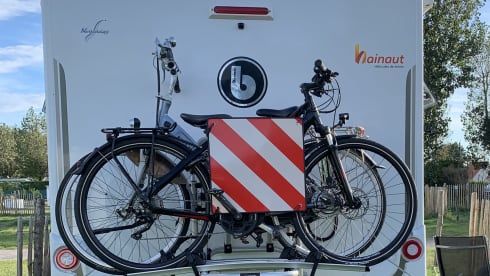 Freedom Rider – Ford Benimar Cocoon 463 4 pers. (2023)