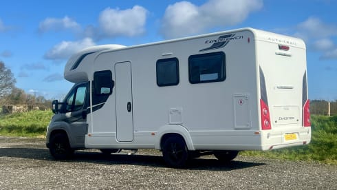 Expedition C71 – 4 berth, 4 belt (2025)
