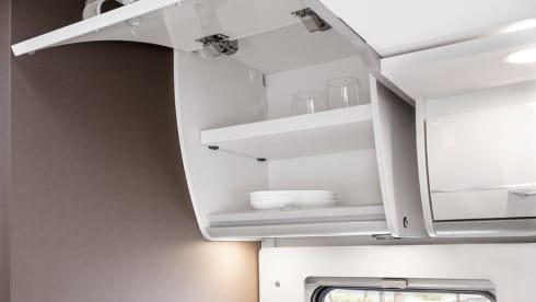 I7400 SBC - Etrusco A-Class 2025 4 berth 4 seatbelts Auto 5G WiFi 