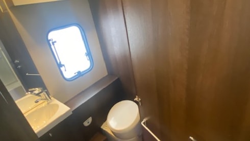 Lux Roller Team – 5 berth Roller Team semi-integrated from 2019