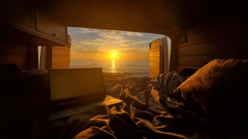 Teide van explorer – Camper verhuur Citroen Jumper L2H2