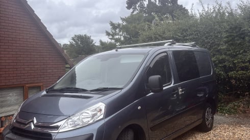 The Nomad – 2 berth Citroën campervan from 2015