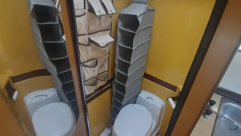 James – James: Mercedes-Benz-Bus von 1979