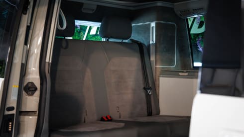 Luxury Camper – Volkswagen California Ocean automaat met 4 slaapplaatsen, 201 pk, 4Motion camper (2024)