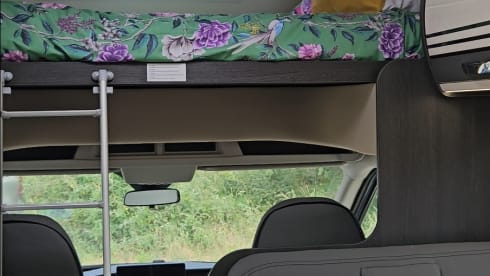 Zefiro 675 2025 – Luxury and Spacious 6 berth Motorhome 