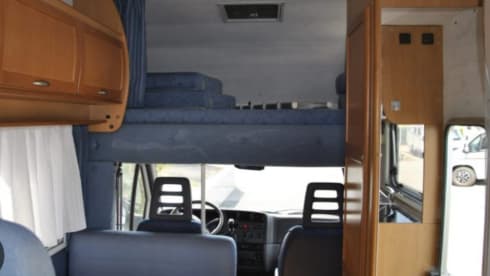 Anto – Travel carefree with Camper Mclouis.