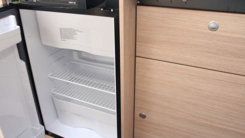 2p Sunlight semi-integrated uit 2019
