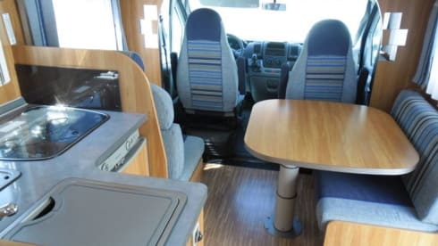 Marano t580 – 4p Bürstner semi-integrated uit 2008