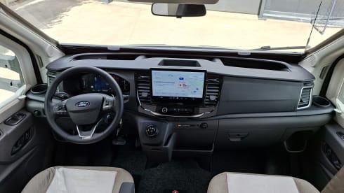 5p Roller Team semi-integrated uit 2025