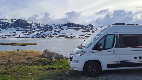 Dan the campervan – Bürstner Campeo 600 - off grid