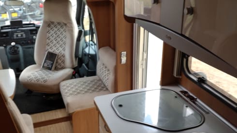 Breeze – Nice handy camper with all conveniences