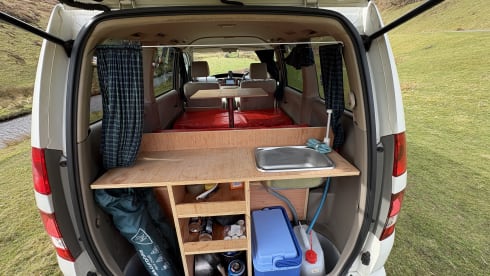 Otto – Toyota-Wohnmobil mit 2 Schlafplätzen, Baujahr 2006