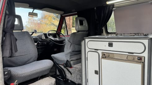 Bilbo – Solar 4 Berth Off Grid VW Camper