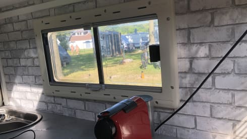 Zeer ruime nette camper – 4p Fiat semi-integrated from 2004