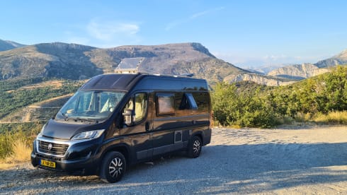 Black Rhino – Compact (5m41) Hobby K55, Automatic 150pk Fiat Ducato, with all the luxury
