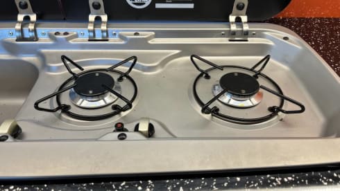 Crawley Cruiser – 4 berth Volkswagen campervan from 2018