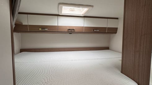 6 Berth Fiat Alcove 2020