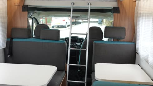 7 berth Adria sun living 2018