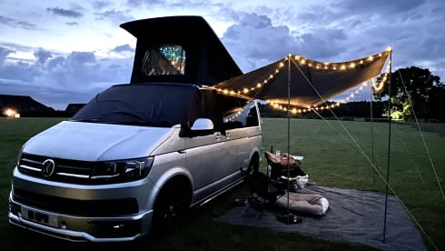 Billy – Our gorgeous twinkling Campervan