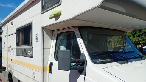 Babushka  – 5p Fiat alcove from 1992 (Nieuw Vennep or Haarlem)