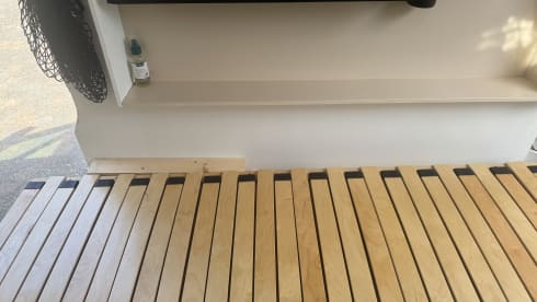 Pluk – 2p Peugeot campervan uit 2014