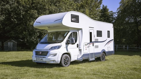 6 berth Fiat alcove from 2021