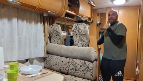 CI-TRULLO – 7-seater camper for families or groups