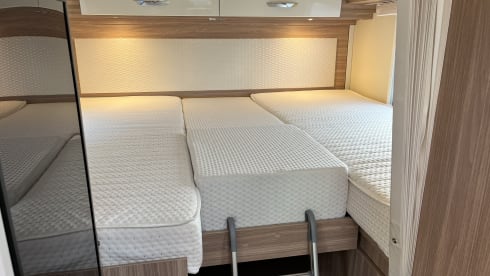 Vrijheid 3 – Very luxurious Bürstner T690 Length beds + lifting bed 2023