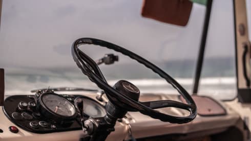 Germaine – Unique Mercedes classic car and off-grid camper