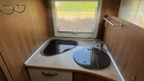 Nova – Nova - Luxury Camper - Spacious inside, compact outside!