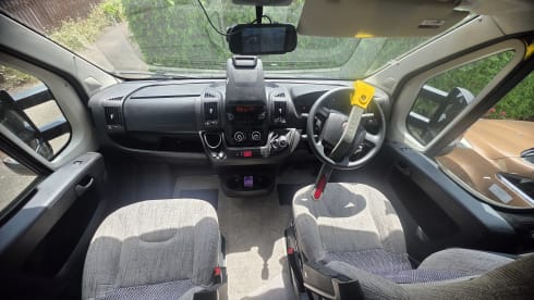 BROLA – 6 berth Fiat alcove from 2021