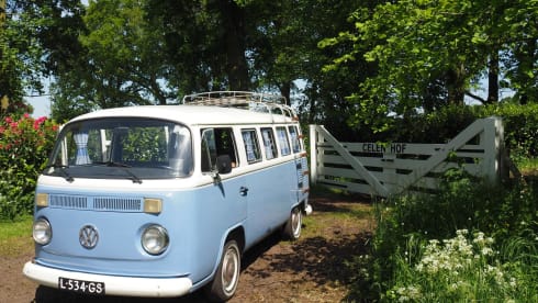 Eddie – 2p Volkswagen campervan from 1984