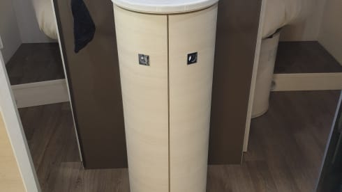 Heerlijk onderweg  – 4p Challenger semi-integrated from 2017